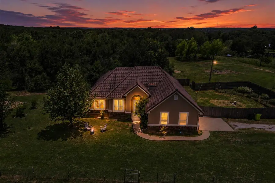 437 Balch Rd, Elgin, TX 78621 - #2