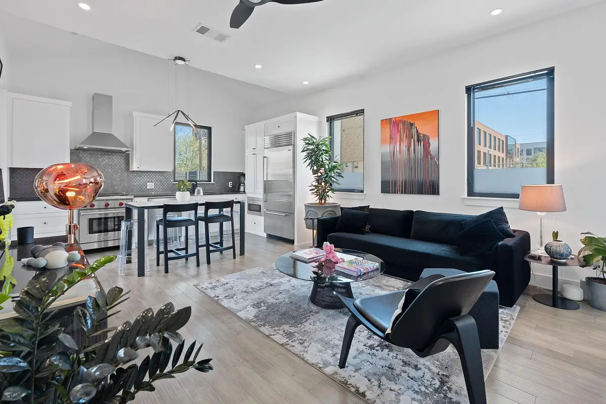 308 Onion St, Austin, TX 78702 - #1