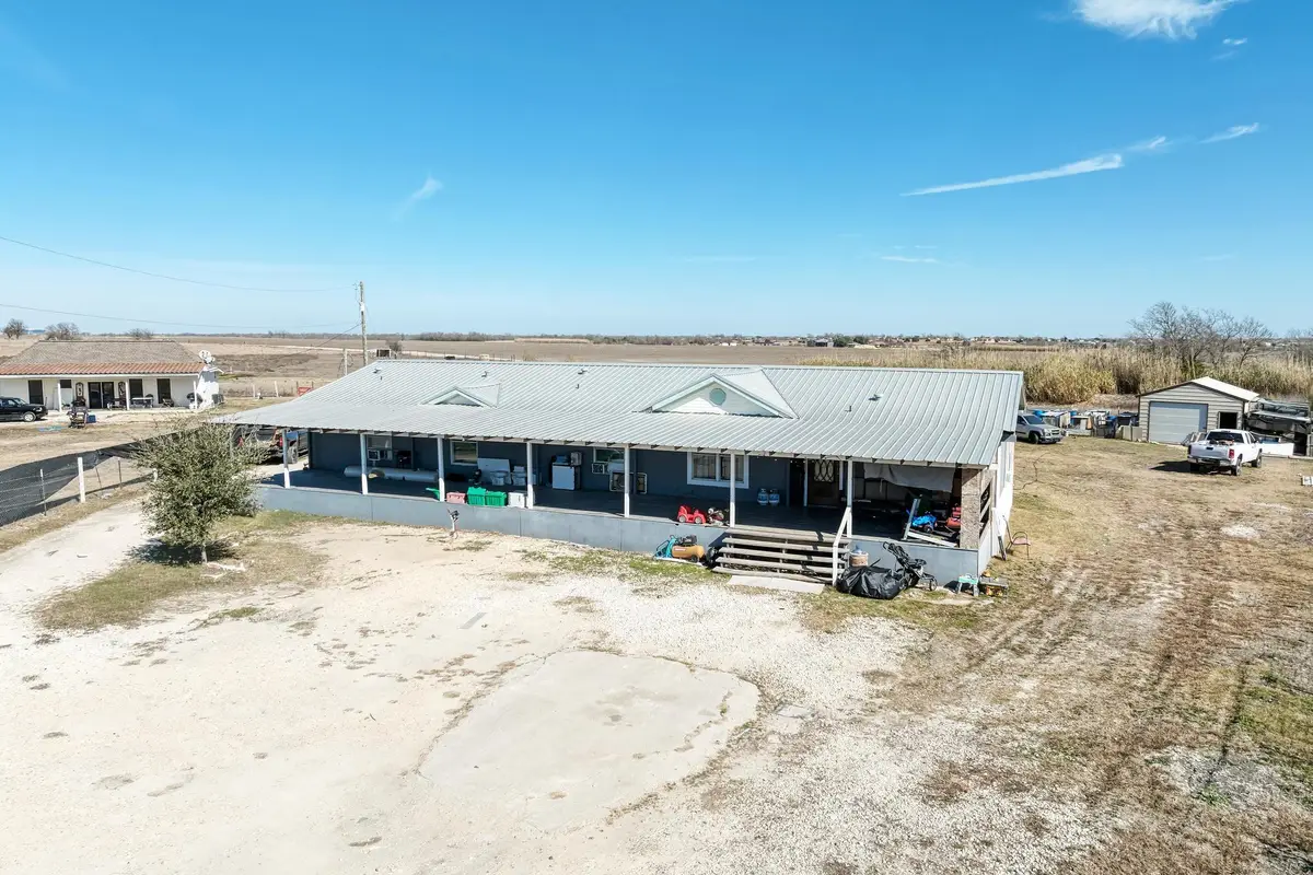 20113 Maynard Ct, Coupland, TX 78615 - #1