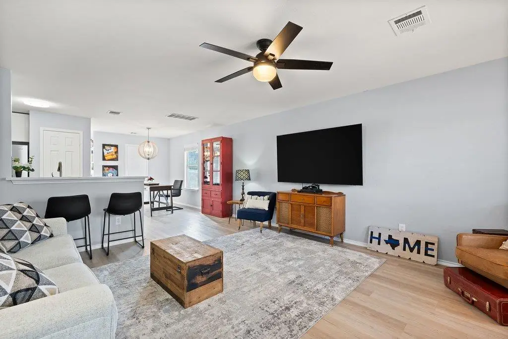 173 Decker, Kyle, TX 78640 - #1