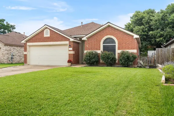 304 Adkins Cv, Georgetown, TX 78626