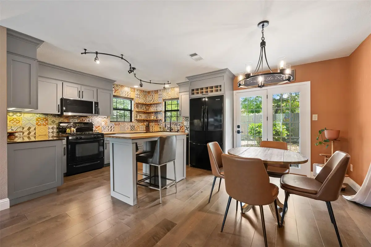 12103 Mill Holw, Austin, TX 78750 - #1