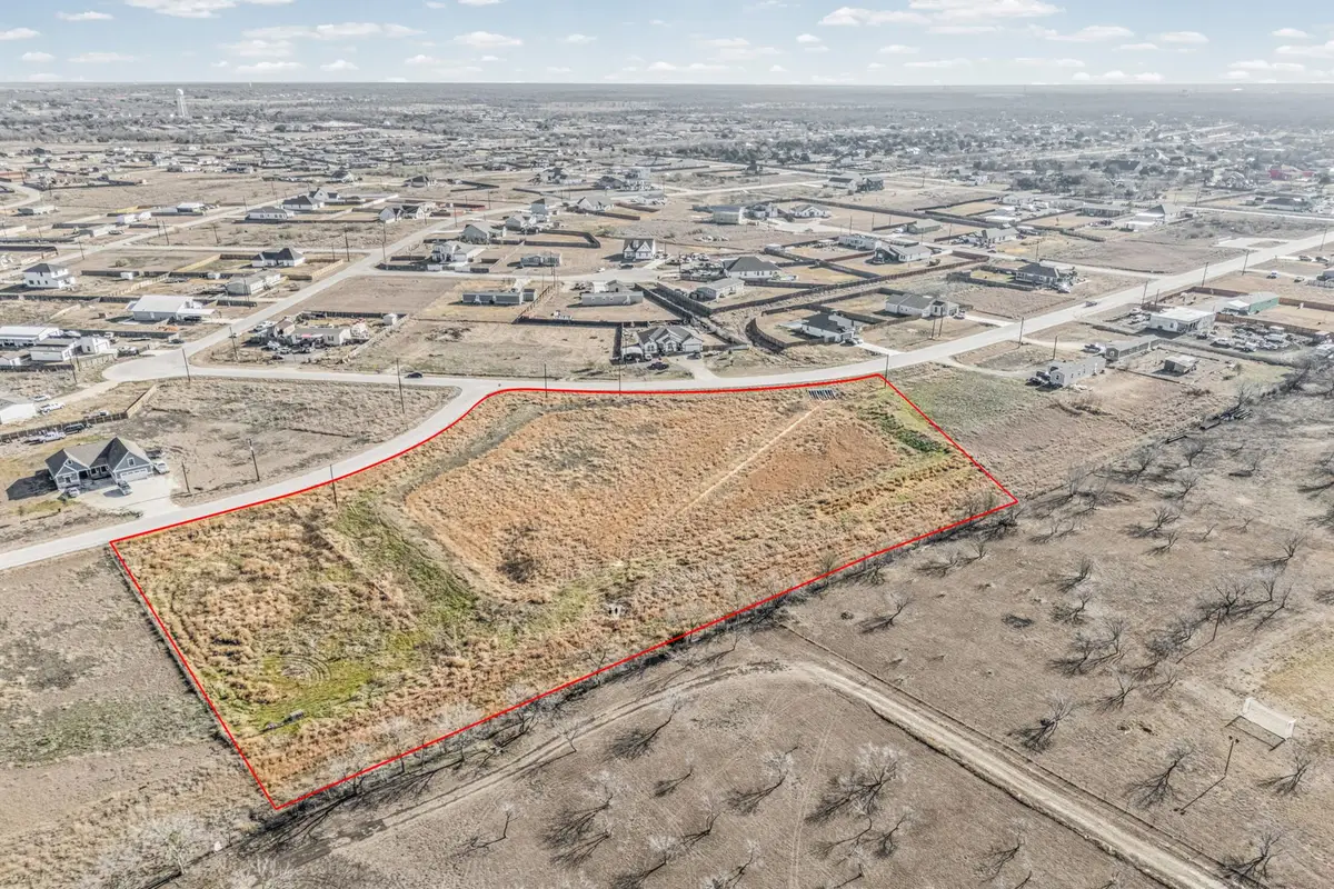 255 Bianca Cir, Del Valle, TX 78617 - Image #1