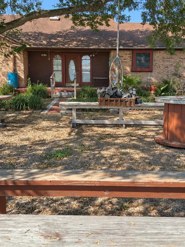 20277 Camino Real, Dale, TX 78616
