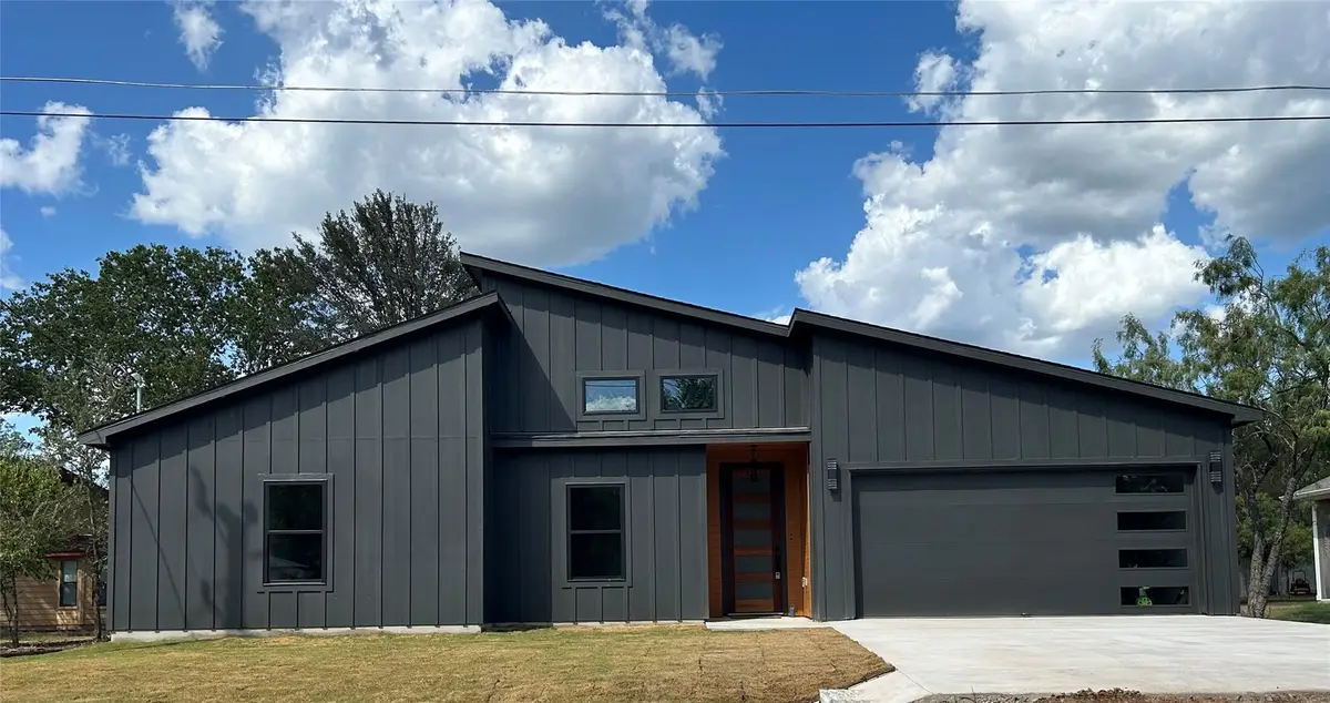 104 Waimanalo Ln, Bastrop, TX 78602 - #1