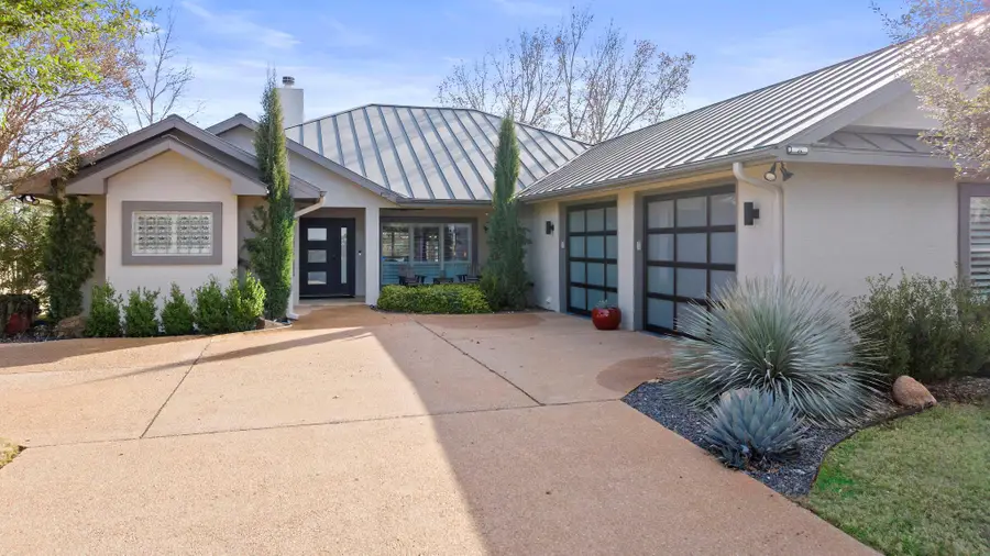 715 Mountain Leather, Horseshoe Bay, TX 78657 - Image #2