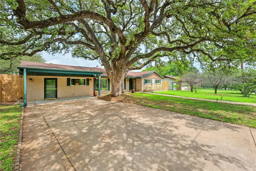910 Berrywood Dr, Austin, TX 78753 - #2