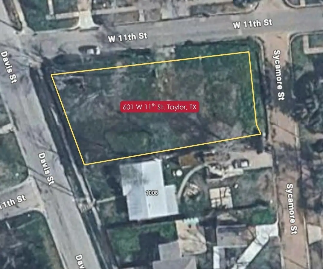 601 W 11th St, Taylor, TX 76574 - #1