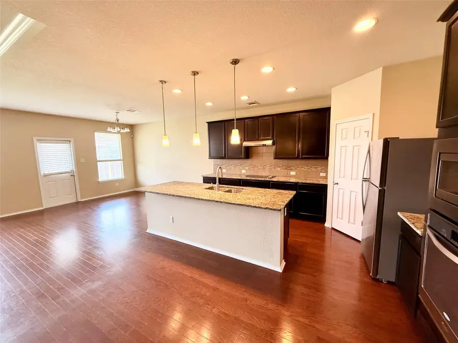 1223 Daffodil Dr, Temple, TX 76502 - #2