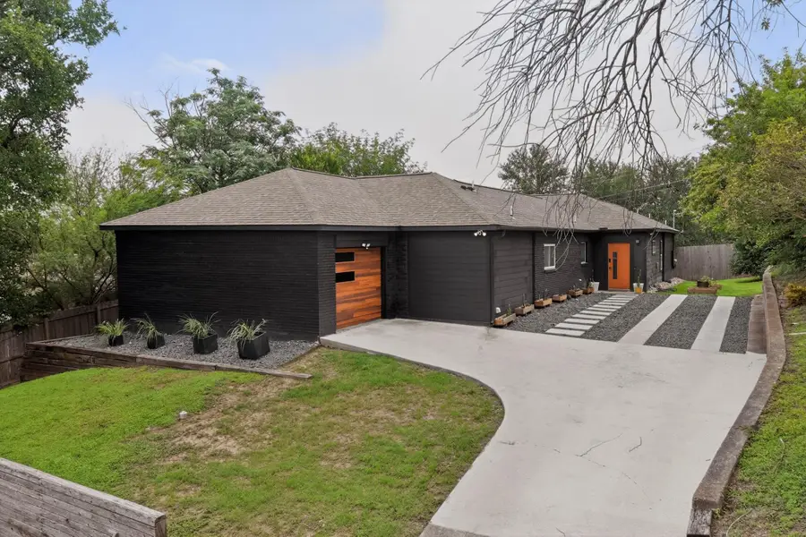 3305 Hycreek Dr, Austin, TX 78723 - #2