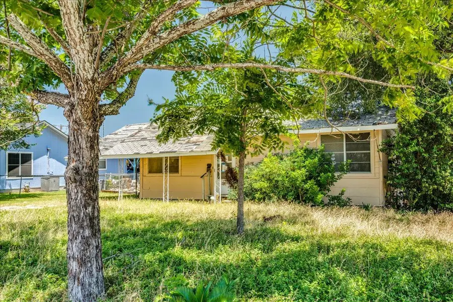 1408 Circle Dr, Round Rock, TX 78664 - #3