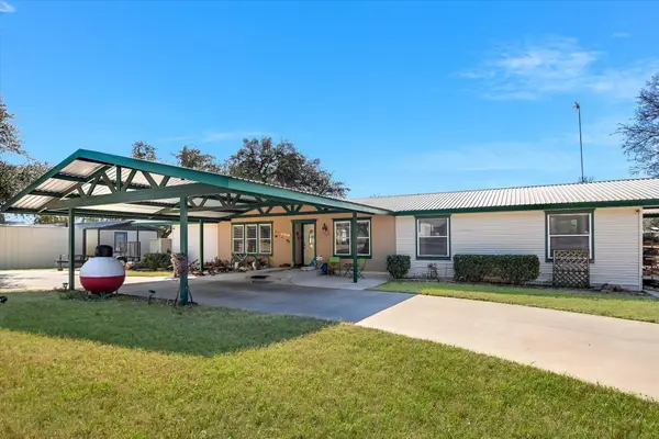 100 Highline Cutoff, Kingsland, TX 78639