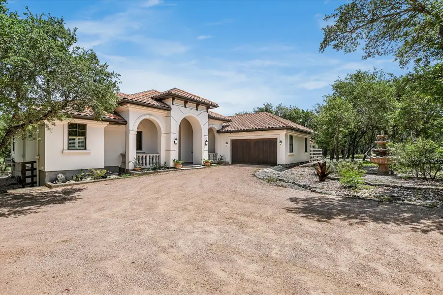 817 Woodcreek Ranch Rd, Wimberley, TX 78676 - #3