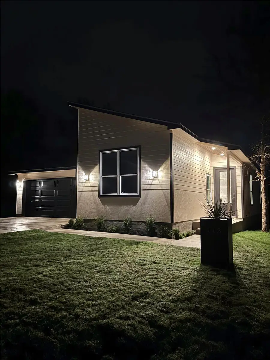 113 Mokulua Ln, Bastrop, TX 78602 - Image #2