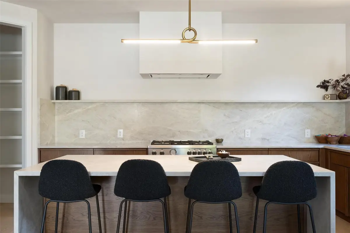 2305 E 21st St, Austin, TX 78722 - Image #1