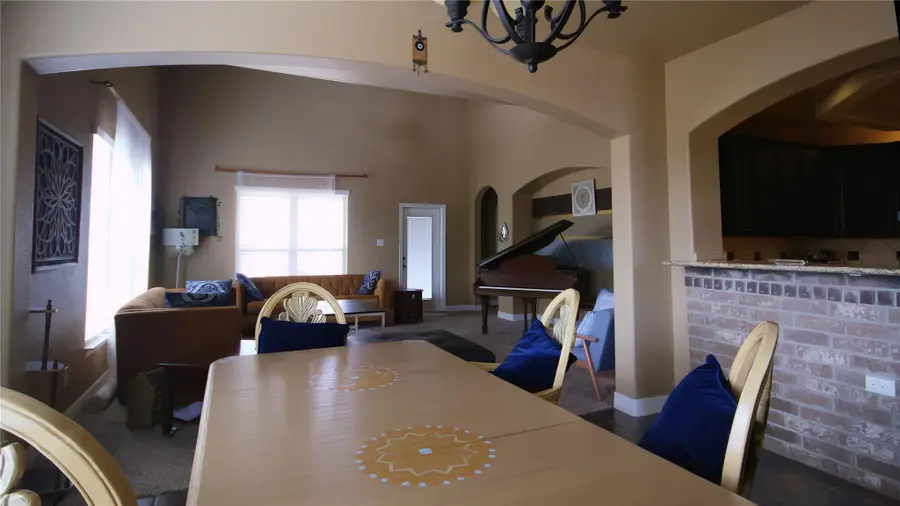 818 Dewitt Dr, San Marcos, TX 78666 - #3