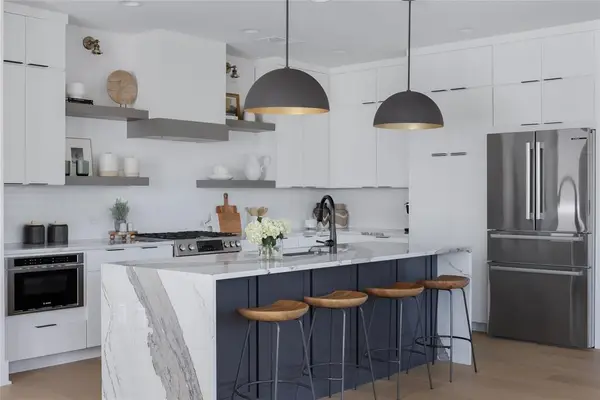 7809 Old Bee Caves Rd #20, Austin, TX 78736