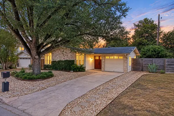 6810 Langston Dr, Austin, TX 78723