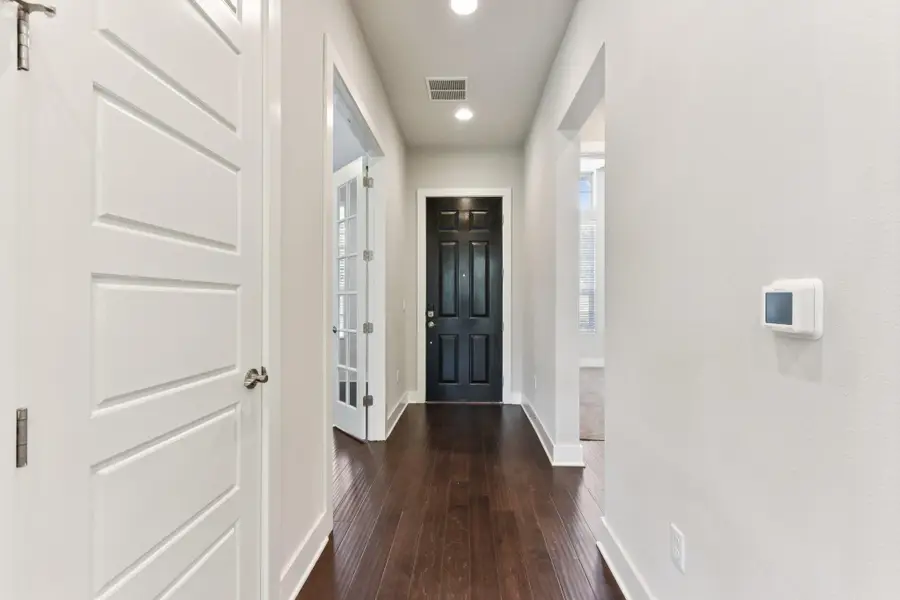 1613 Arcilla St, Austin, TX 78741 - Image #2