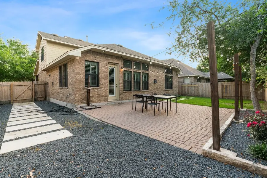 6820 Barstow Ct, Austin, TX 78749 - #2