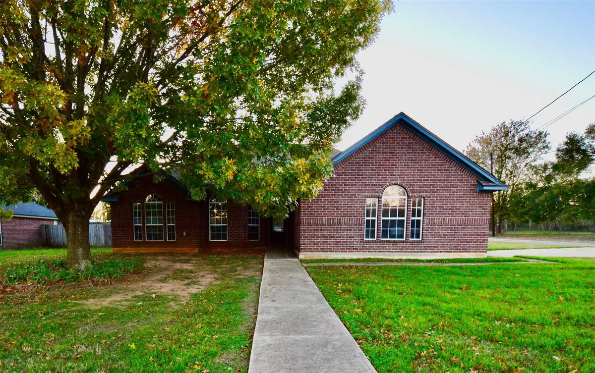 643 Yegua Dr, Lexington, TX 78947 - #1