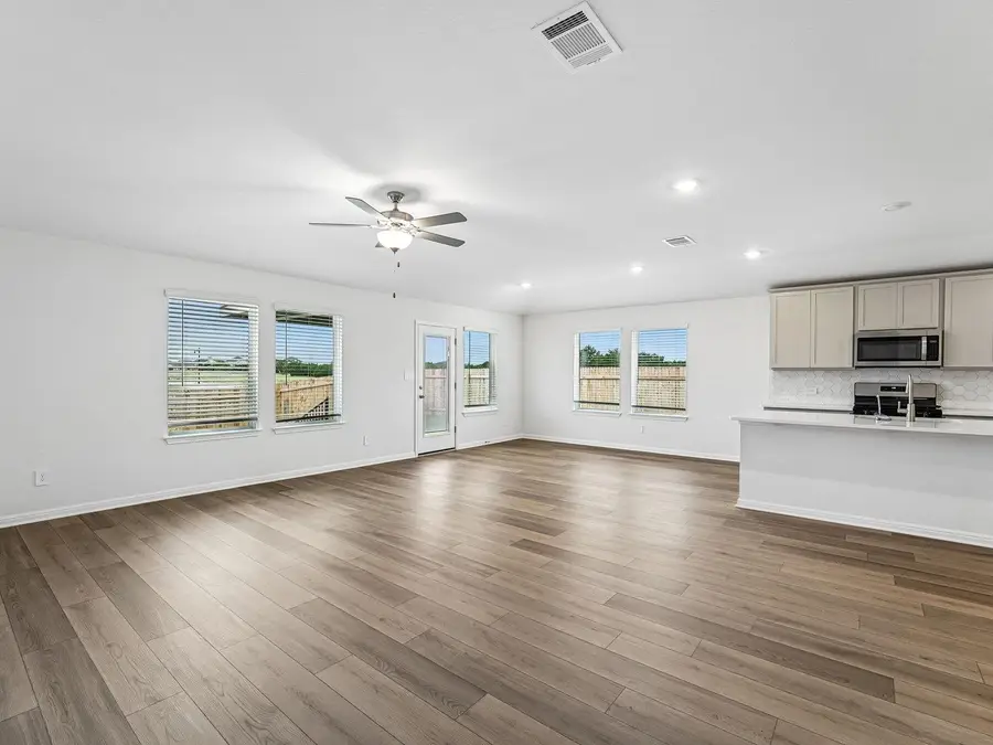530 Lavender Crest Cv, Liberty Hill, TX 78642 - #3