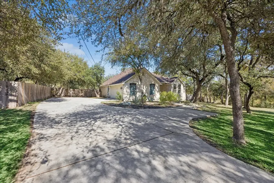 100 Quarry Springs Dr, San Marcos, TX 78666 - #2