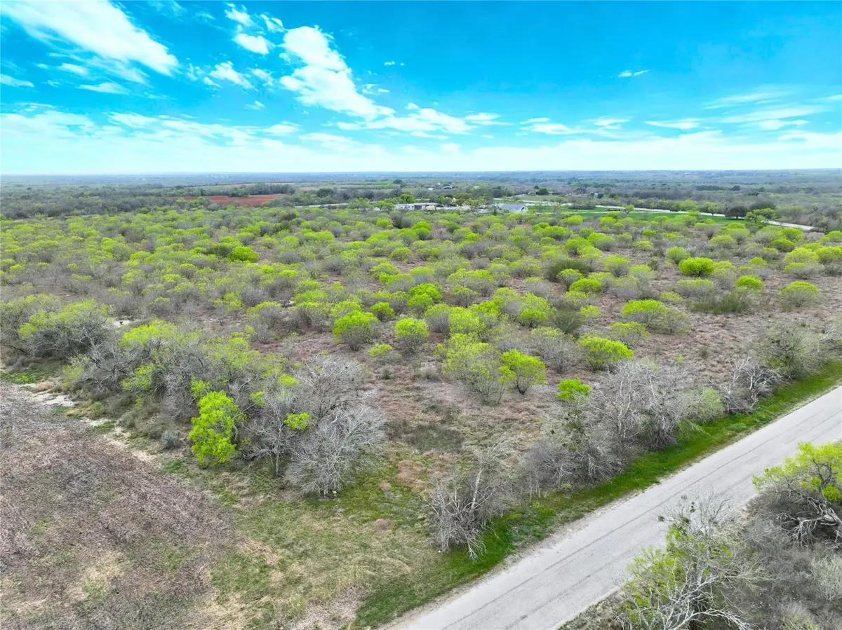 000 Settlers Way, Seguin, TX 78155 - #1