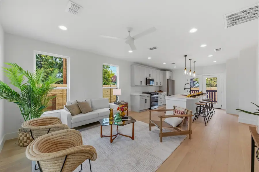 1199 Coleto St, Austin, TX 78702 - #3