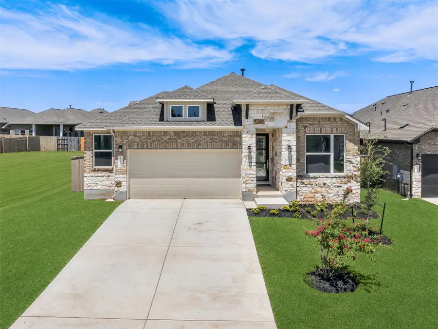 112 Salado Creek Trl, Bastrop, TX 78602 - #2