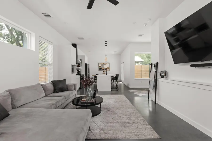 6205 Caddie St #1 & 2, Austin, TX 78741 - #3