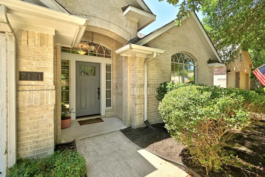 7121 Ridge Oak Rd, Austin, TX 78749 - #2