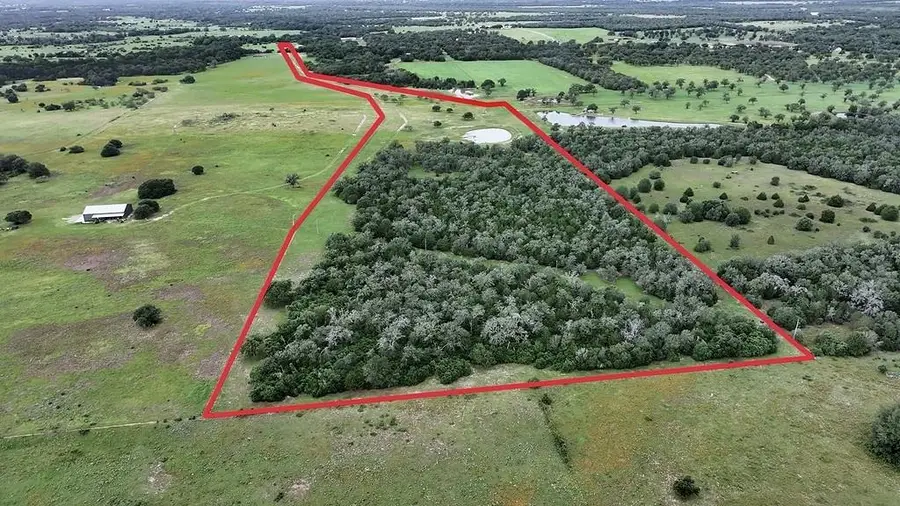 2625 Burke Rd, Flatonia, TX 78941 - #2