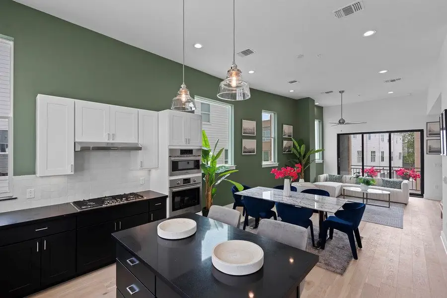 2805 Mccurdy St #10, Austin, TX 78723 - #3