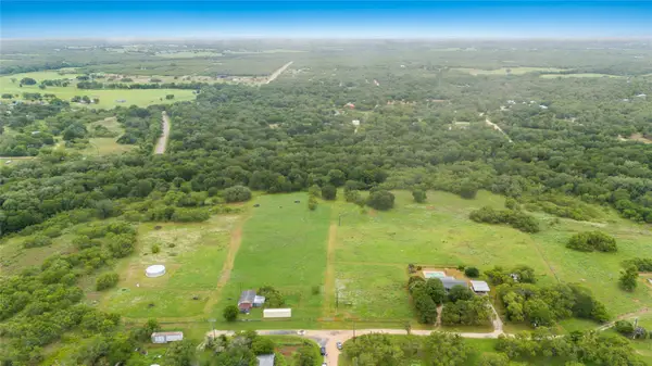 257 Little Quail Ln, Seguin, TX 78155