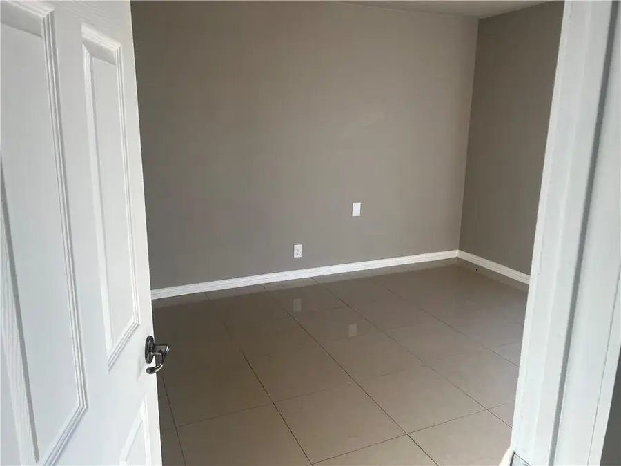 15504 Spring Hill Ln, Pflugerville, TX 78660 - #2