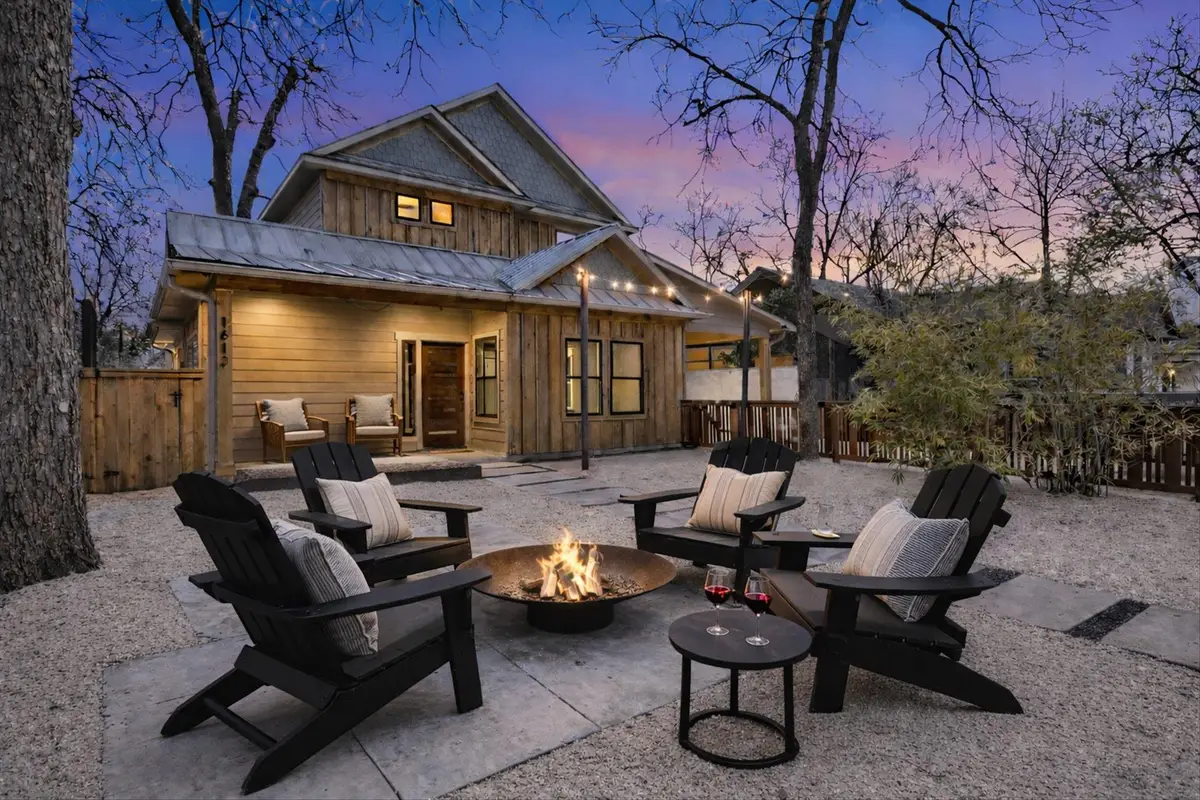 1613 Willow St, Austin, TX 78702 - #1