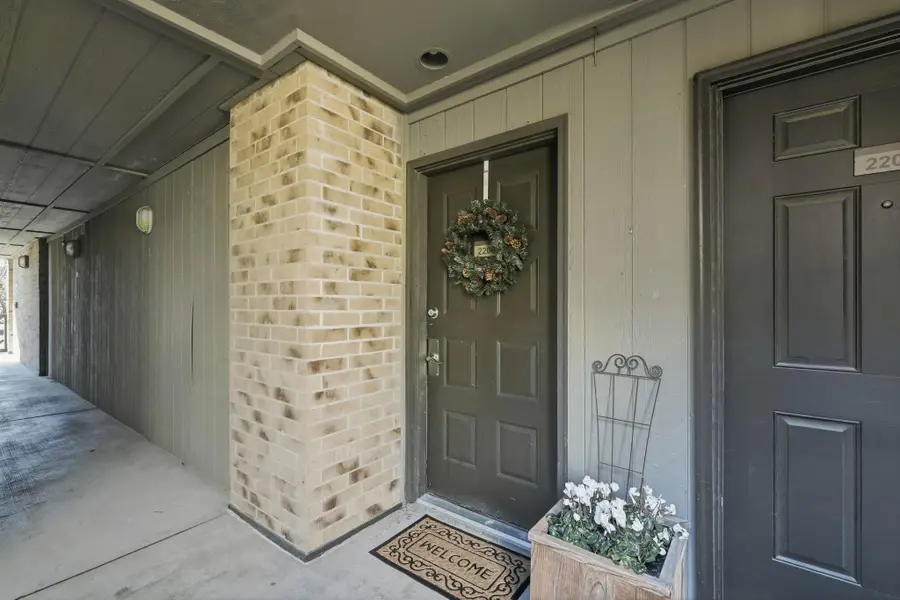 8888 Tallwood Dr #2206, Austin, TX 78759 - Image #3