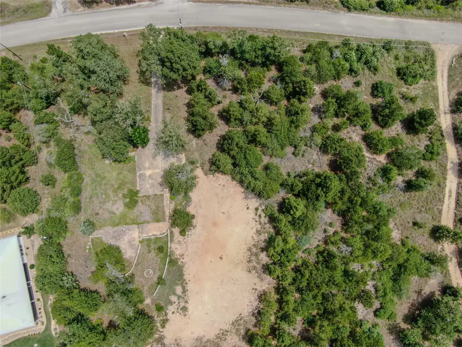 463 Kaanapali Ln, Bastrop, TX 78602 - Image #2