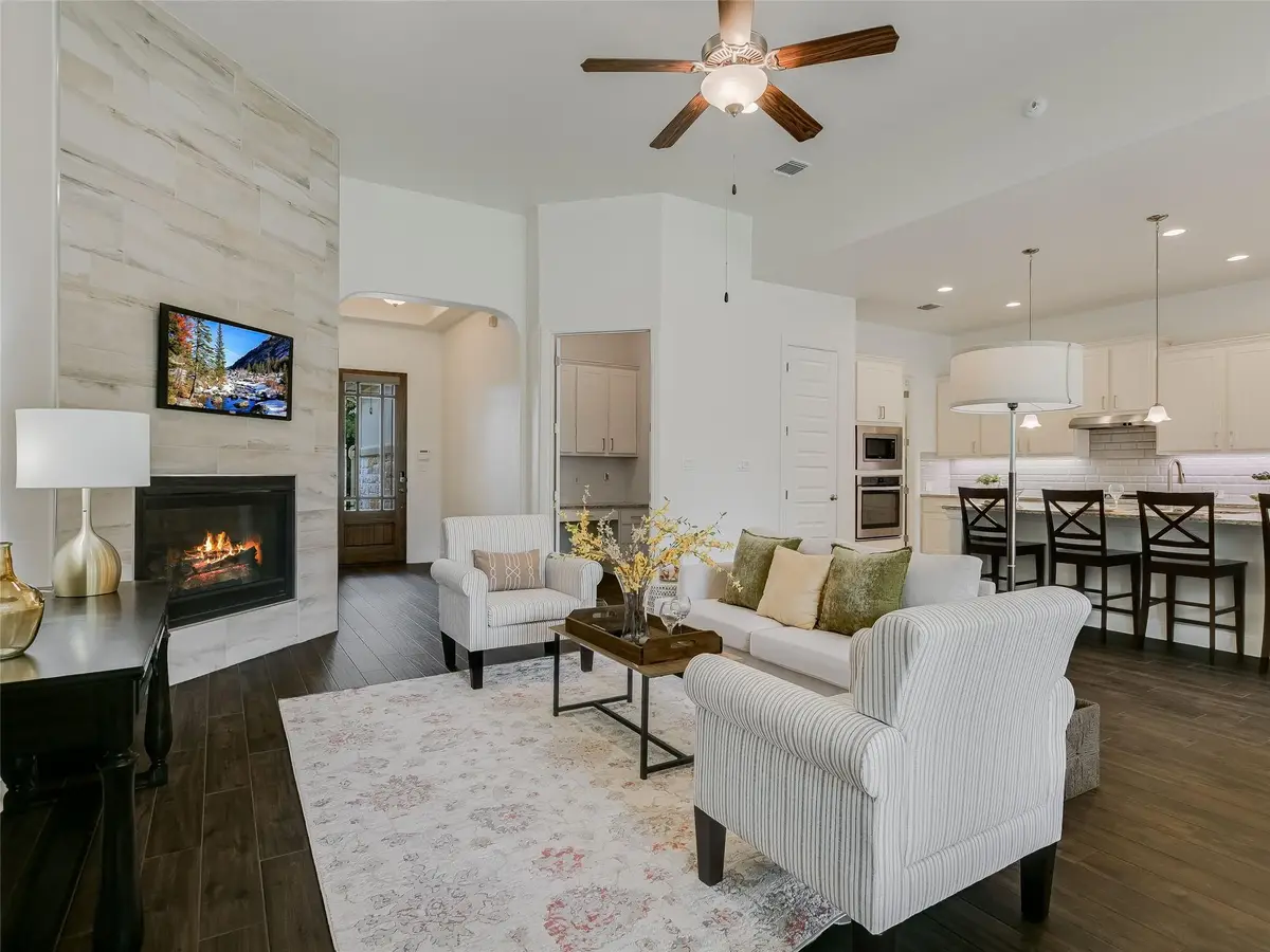 119 Loysoya St, Bastrop, TX 78602 - #1