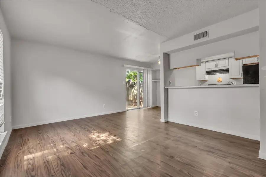5707 Cougar Dr, Austin, TX 78745 - #3