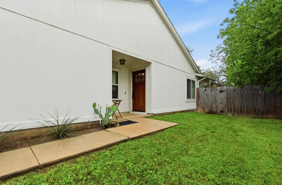 8108 Treehouse Ln, Austin, TX 78749 - #3