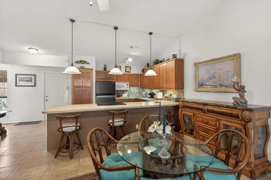 104 S Big Spur #7, Horseshoe Bay, TX 78657 - Image #3