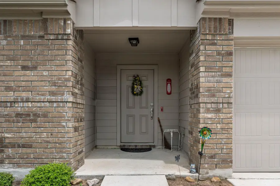 423 Bluejack Way, Hutto, TX 78634 - #3