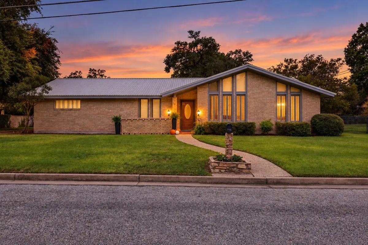 713 Sarah Jo St, La Grange, TX 78945 - #1