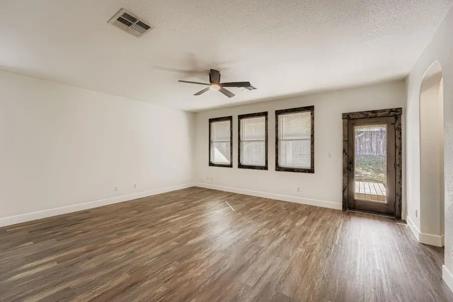 2097 Livonia Dr, Buda, TX 78610 - Image #2