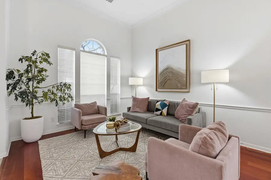 10201 Dianella Ln, Austin, TX 78759 - Image #3