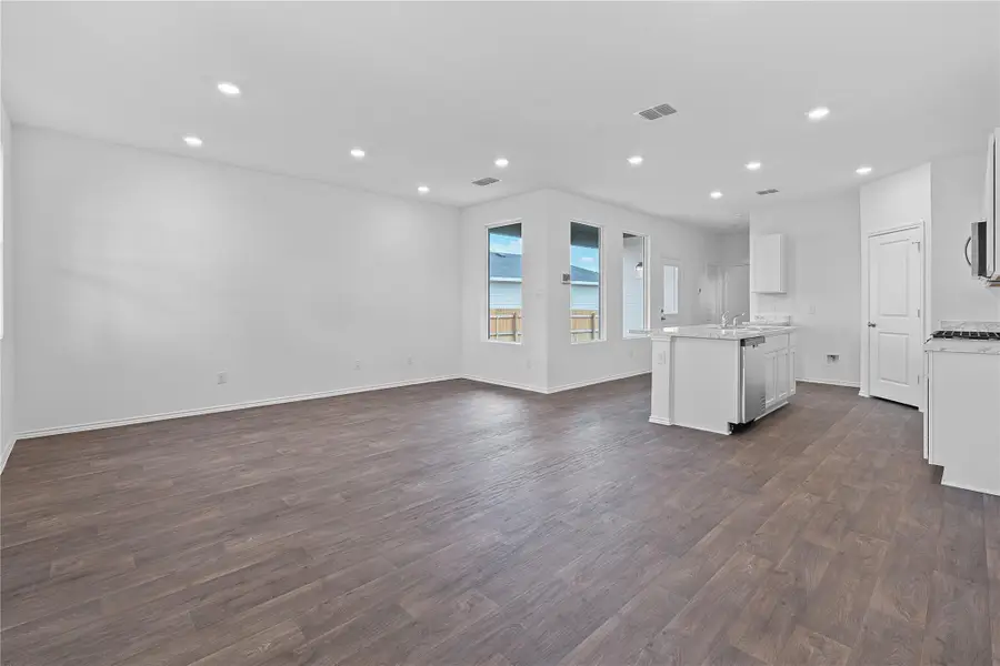 210 Constanza Trl, Bastrop, TX 78602 - Image #3