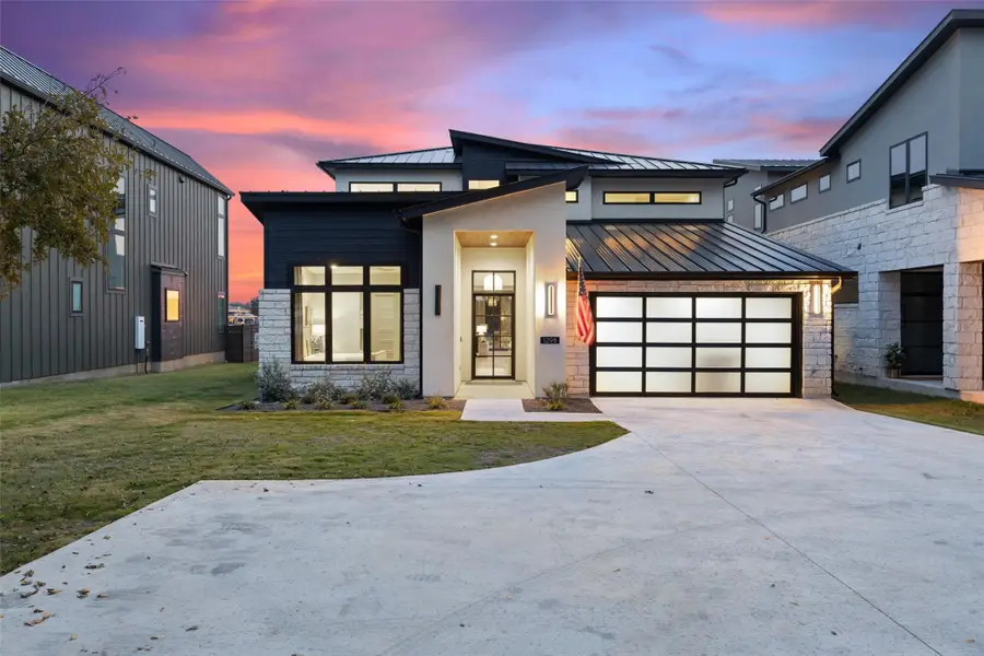1298 Euel Moore Dr, Kingsland, TX 78639 - #2