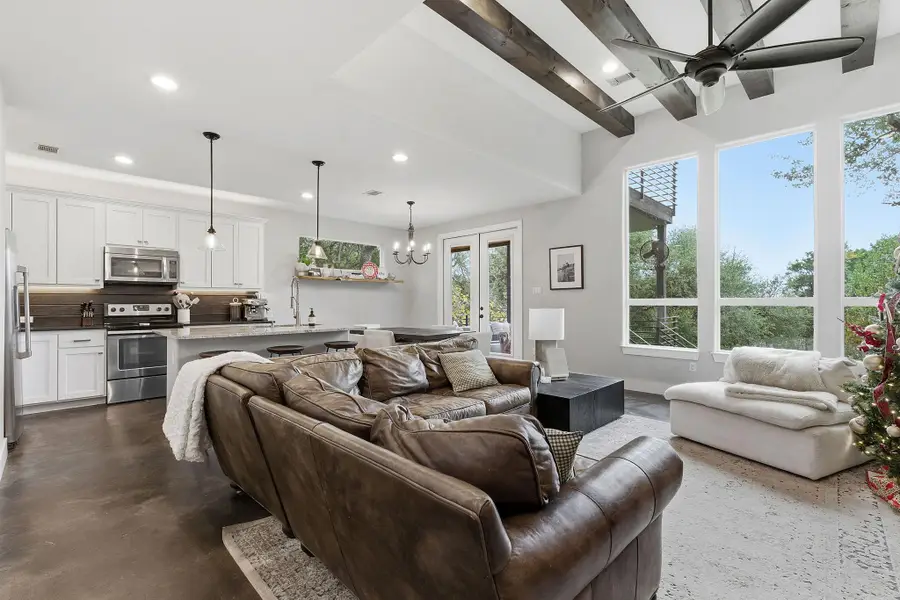 10012 Janet Loop, Dripping Springs, TX 78620 - Image #2